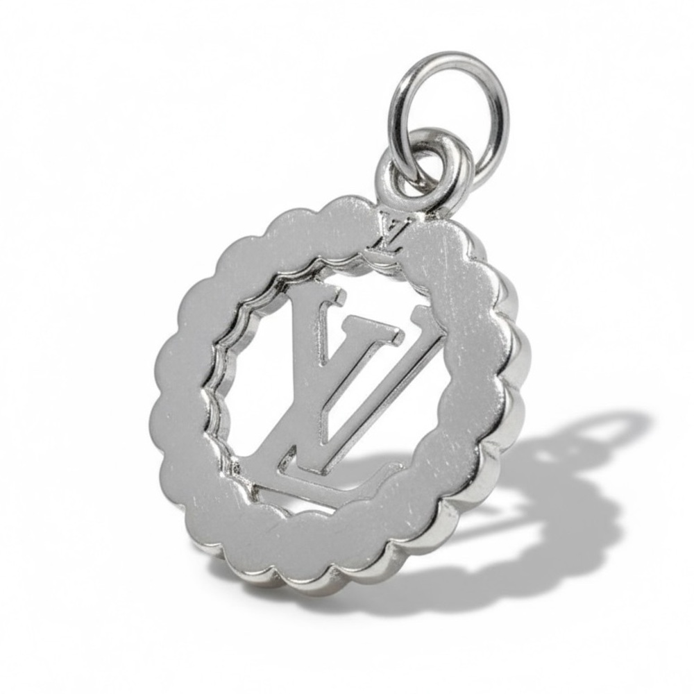 Louis Vuitton Authentic Silver Crystal Necklace Pendant for Necklace - Picture 12 of 15